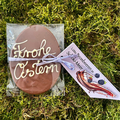 Oster Vollmilch Schokolade mit gefriergetrockneten Brombeeren