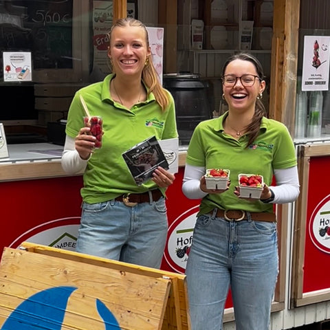 Erdbeerverkäufer/in